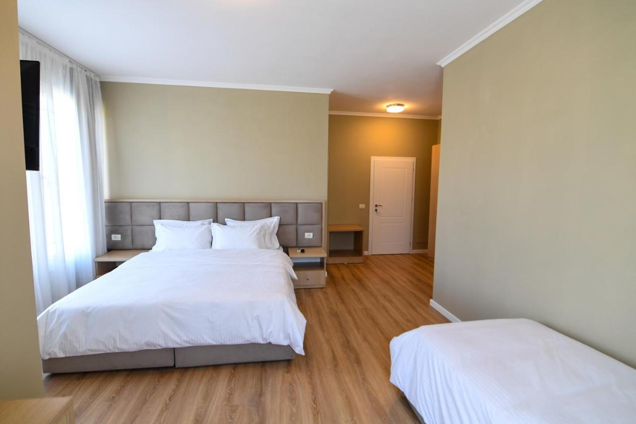 Hotel Santo